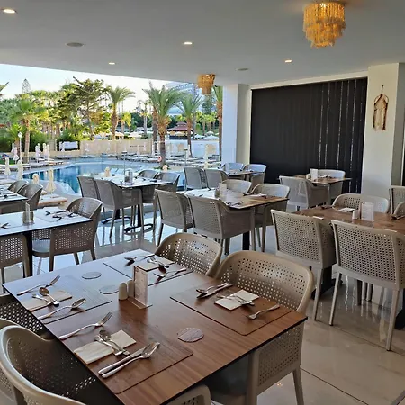 Bohemian Gardens Hotel-3